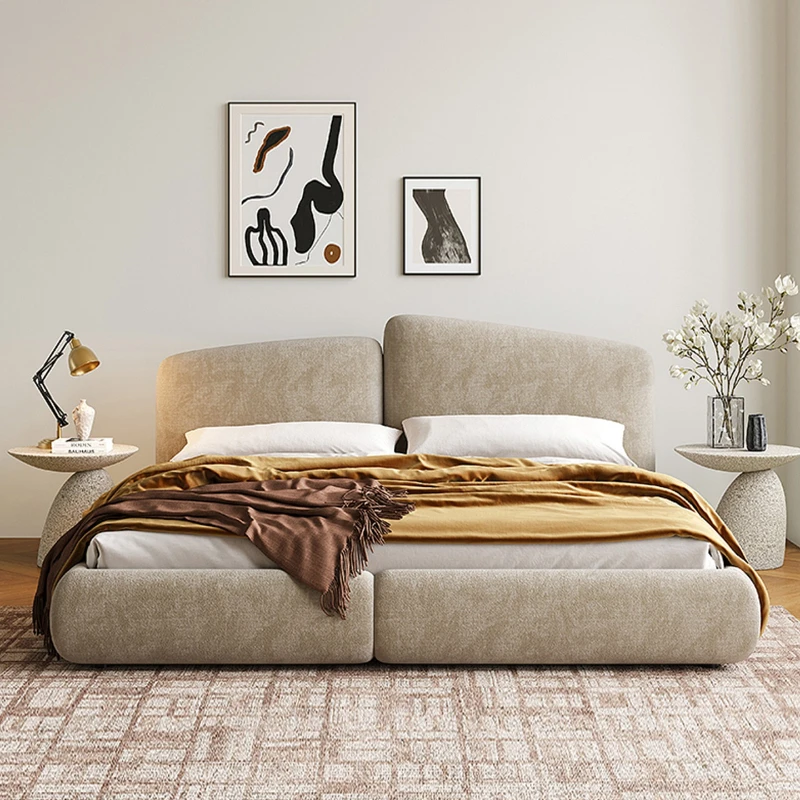 

Fabric master bedroom queen bed 1.8 meters double original French retro anti-cat paw master bedroom wedding bed