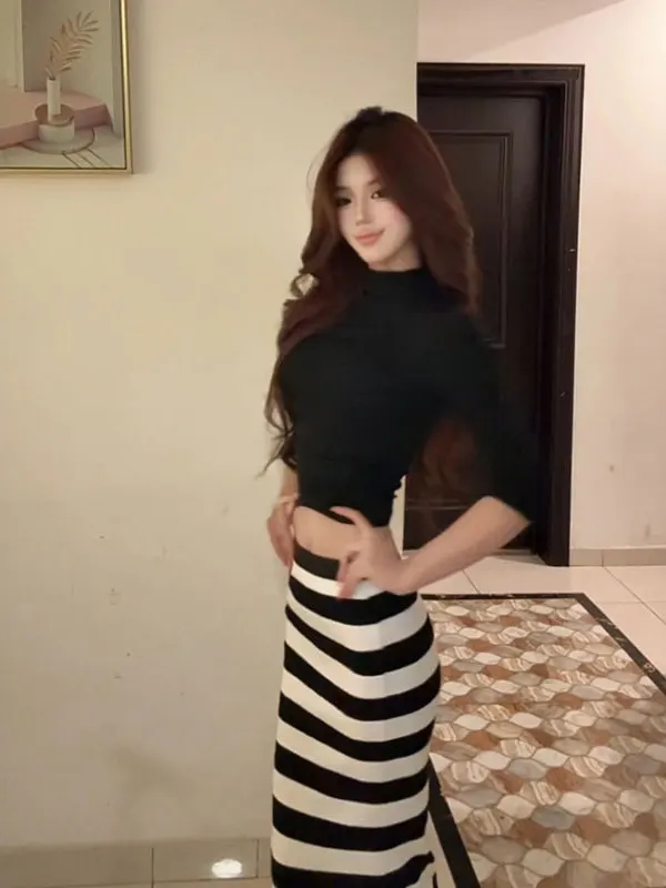 

Korean Sle Gentle Stripe Skirt Set Women's Comfortable Mid-Sve round Ne T-irt High Waist Long Skirt Two-Piece Suit