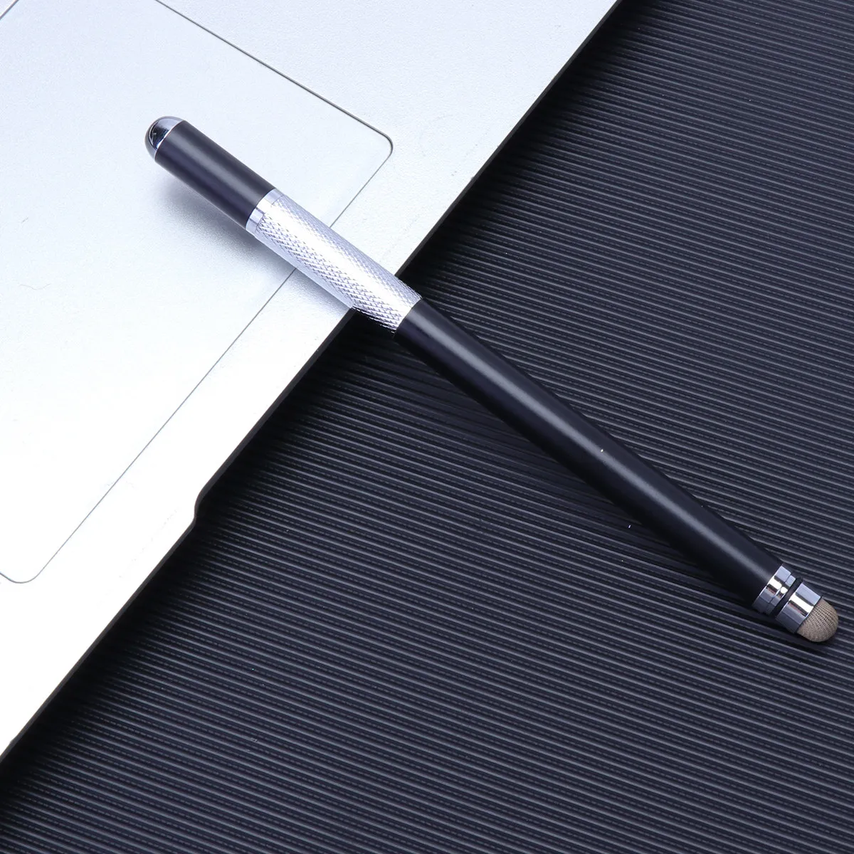 

Double End Capacitive Stylus Pen Black Metal for Touchscreen Devices Phone Tablet with Clear Disc Drawing Writing