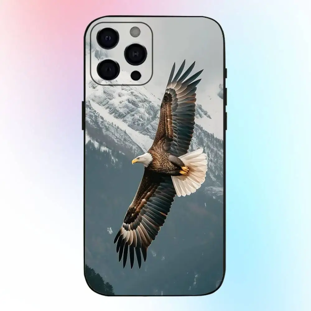 حافظة هاتف Eagle Cool Animal لهاتف iPhone17,16,15,14,13,12,11 Plus، Pro Max غطاء أسود ناعم