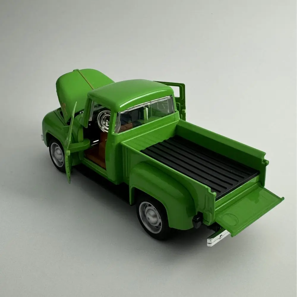 1/32 Red Metal Truck Model Vintage Alloy Mini Pull-Back Diecast Car Collection Decor Boys Children's New Year Christmas Toy Gift