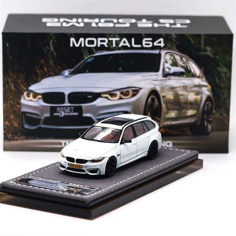 MORTAL 1:64 M3 F81 CS Touring Pearl White /Abu Dhabi Blue Alloy Vehicle Collectible Car Model