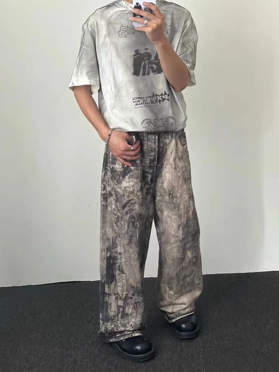 

Мужские джинсы с 3D-цифровым камуфляжным принтом «распыленные чернила», модные, брендовые, с небольшим дизайном, эффектом потертости, свободные, широкие штанины, длинные брюки