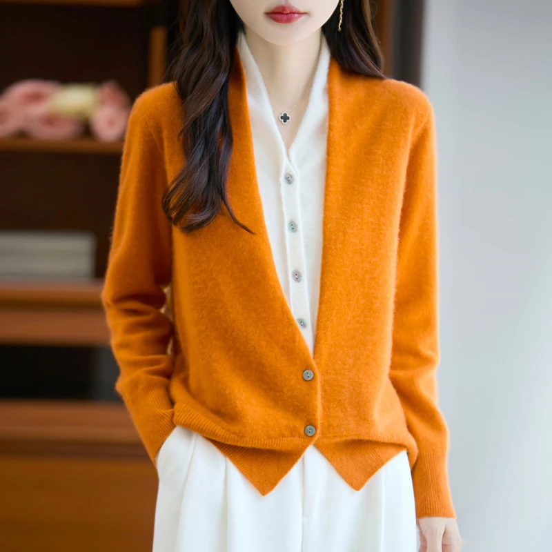 100% Merino Wool V-Neck Fake Two-Piece Pullover Long-Sleeve Fashion Casual Sweater Women Autumn Winter Soft Warm Cashmere Knit