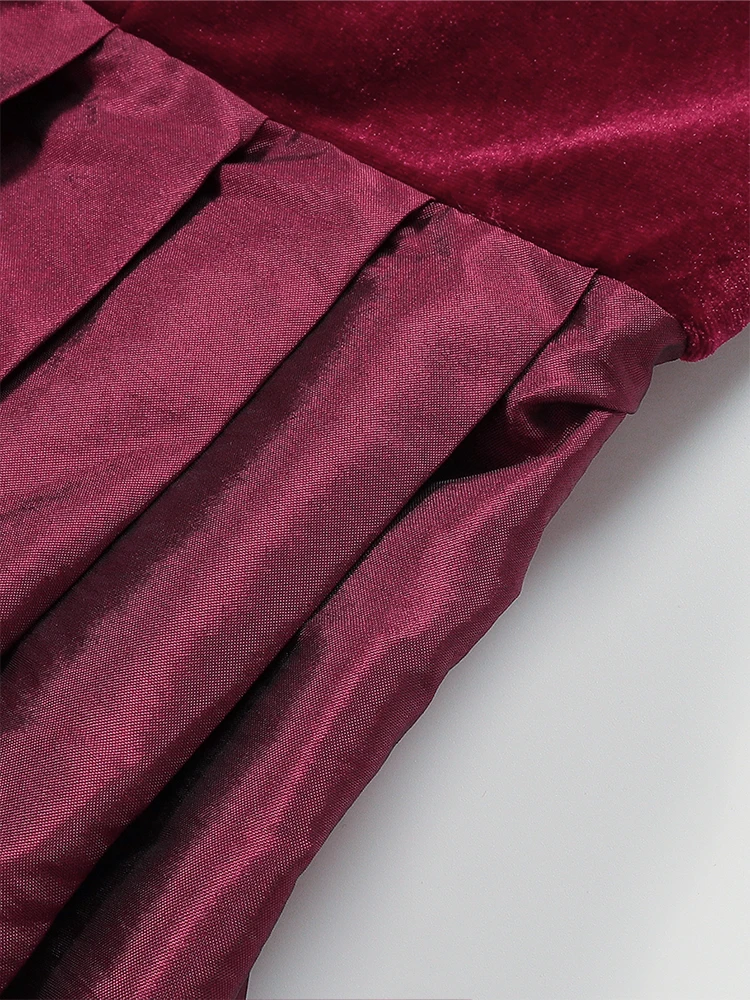 Oktober-Bierfest-Set für Damen: Burgunderrotes deutsches bayerisches Samt-Dirndl-Kleid, perfekt für Karneval, Freizeitkleidung und den Herbst. – Detail 9