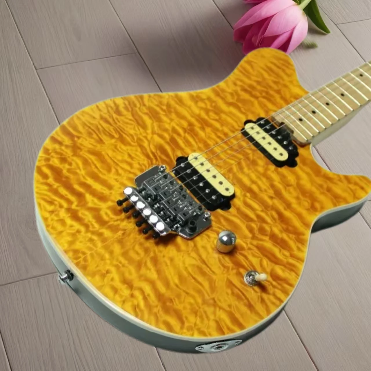 

Factory custom new shaft yellow maple top electric guitar