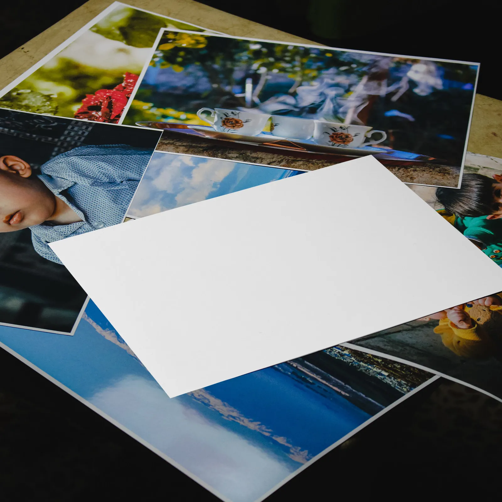 

100 Sheets Glossy Photographic Paper High Gloss Drying Professional Quality Color Accuracy Ideal for Photos Art