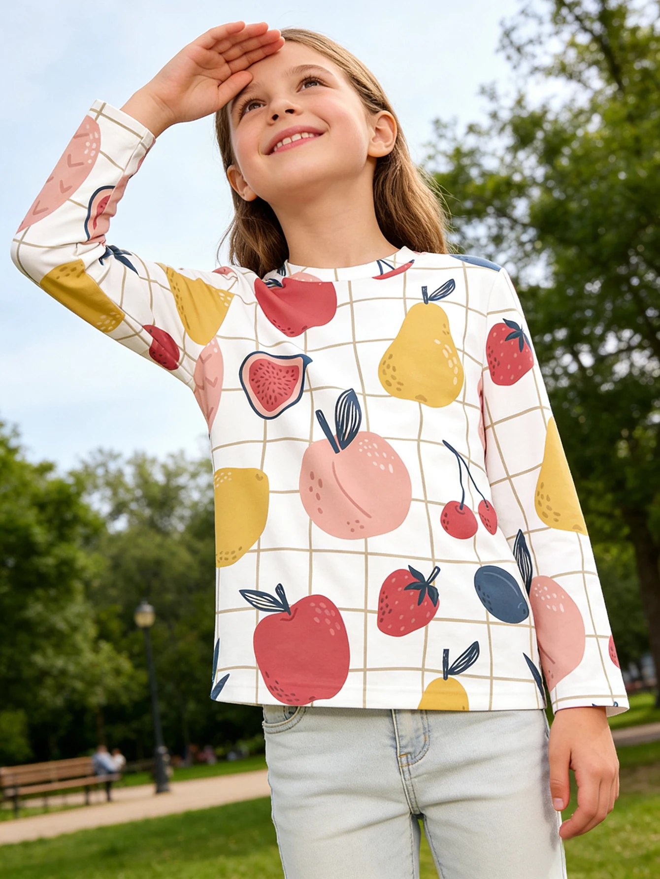 

2026 Girls plaid bottom fruit full print long-sleeved T-shirt, middle-aged and older children's spring and autumn top