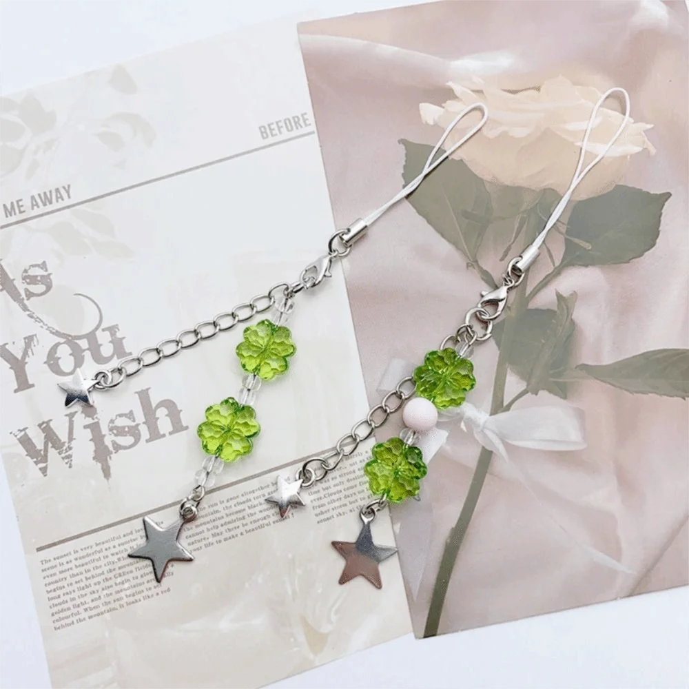 Summer Lucky Grass Phone Charms Green Five-pointed Star Four-leaf Clover Beaded Keychain Y2k Refreshing Grass Keychain Gifts