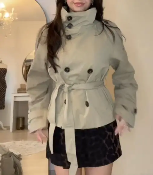 

Women's 2025 Autumn Winter Hot Selling Temperament Stand Collar Double Row Buckle Waist Cinching Tie Short Windbreaker Jacket