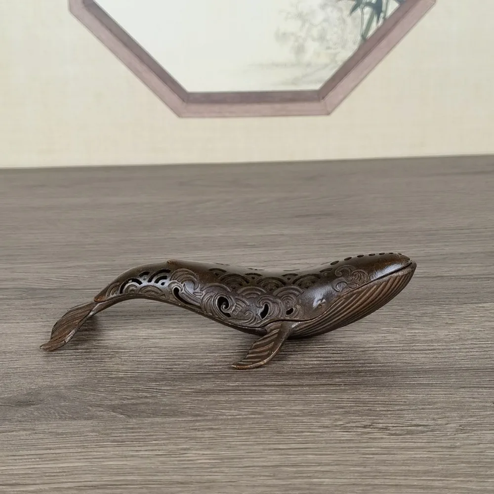 Antique-Style Reclining Whale Incense Burner: Creative Decorative Piece, Incense Holder, and Tea Table Ornament