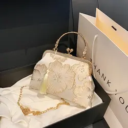 New Chinese Style Handbag Fashion Tassel Shoulder Crossbody Bag Large Capacity Embroidery Bag Wrist Bag Hanfu Clutch Bag