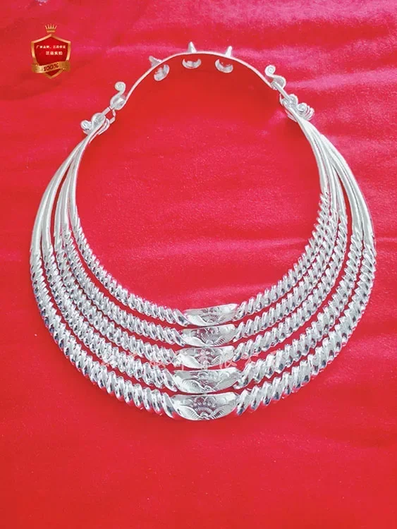 

Guizhou ethnic minority collar, Dong and Miao silver jewelry, chest accessories