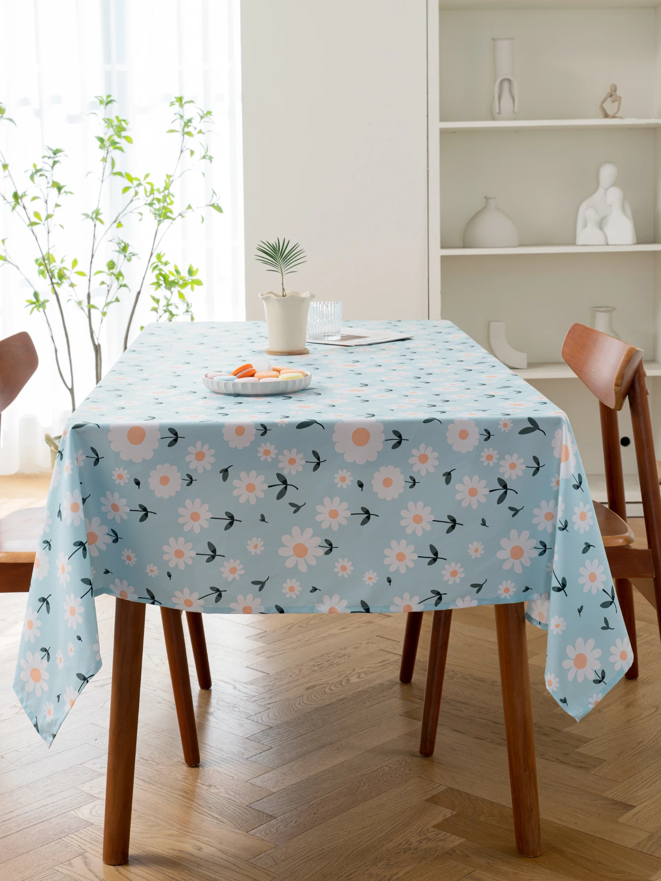 1 piece of floral tablecloth waterproof, suitable for restaurants, etc