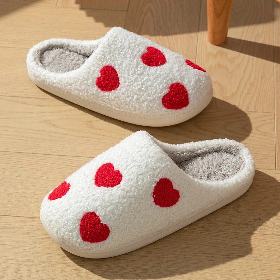 Women Slippers Fashion Little Heart Funny Love Shoes for Gift Mules Fuzzy Comfy Soft Sole Bedroom Slides Ladies Home Shoes