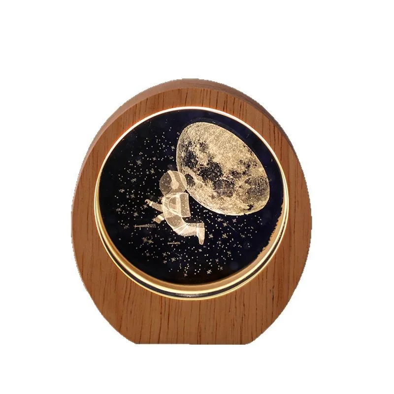 Image 7: Lampe de nuit en cristal 3D personnalisée, logo et texte sur mesure, lampe planète, base en bois, décoration de bureau, cadeau d'anniversaire pour amis et famille