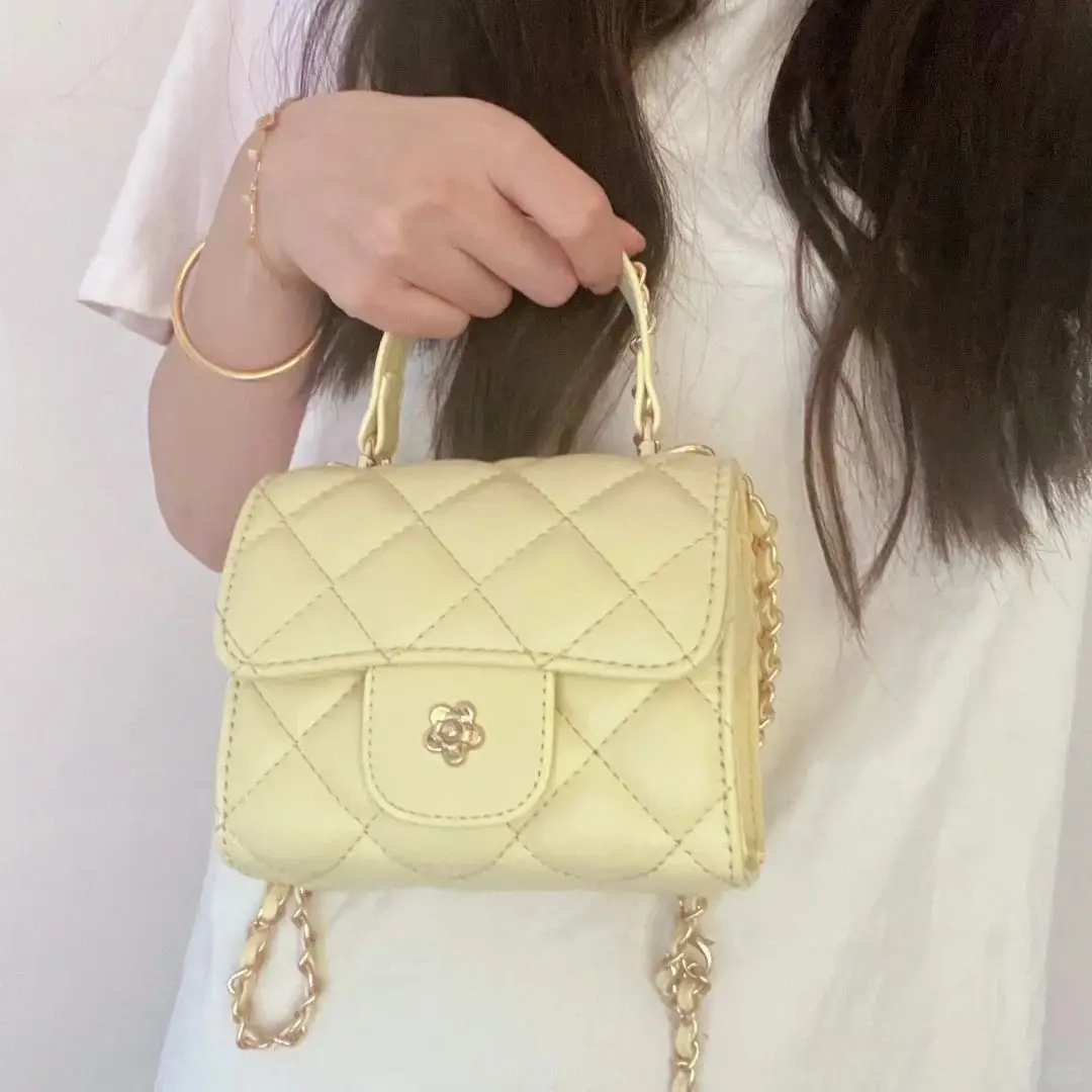 

Sweet Yellow Diamond Quilting Handbag Women Diamond Chain Square Shoulder Bag Ladies Leather Stitching Flower Mini Crossbody Bag