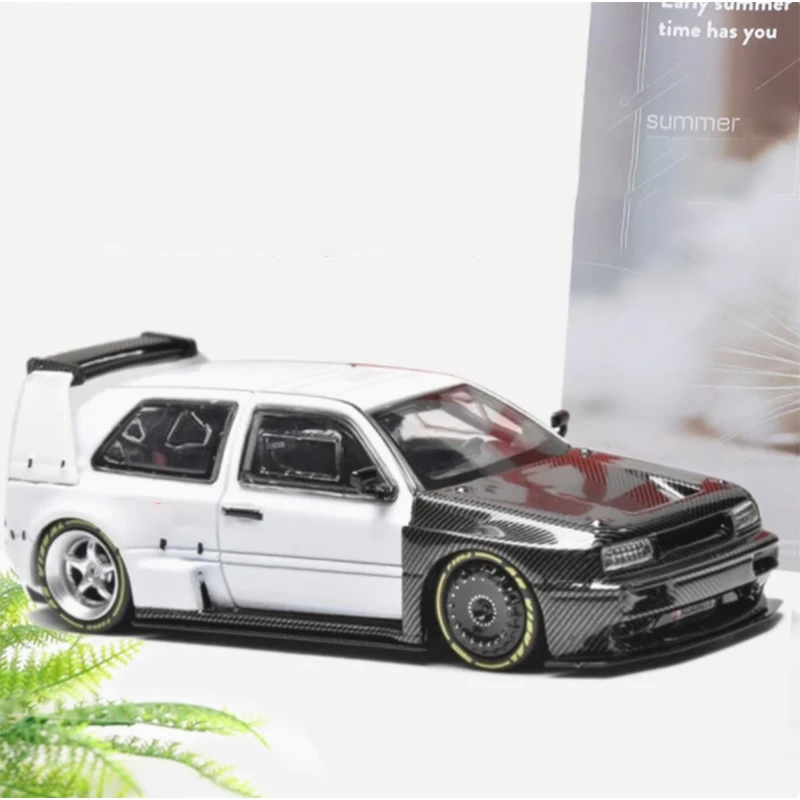 1:64 Scale VW Golf MK3 Moon Rover Simulation Alloy Car Model Static Display Collectible Toy Gift Souvenir Decoration