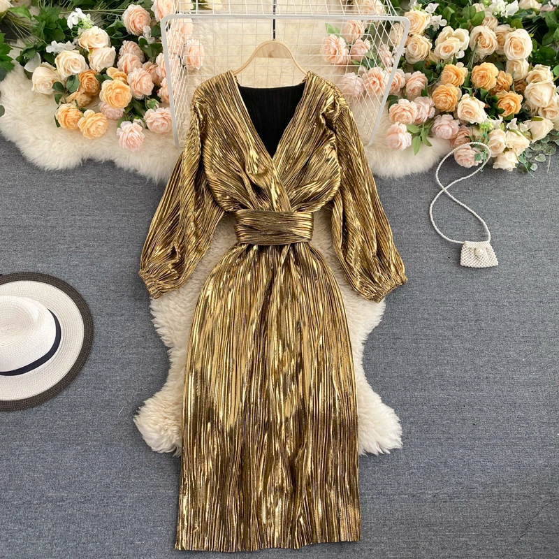 Retro Palace Style Gold Long sleeved V-neck Dress Autumn New Luxury Temperament Lace up Waist Closing Long Dresses for Women