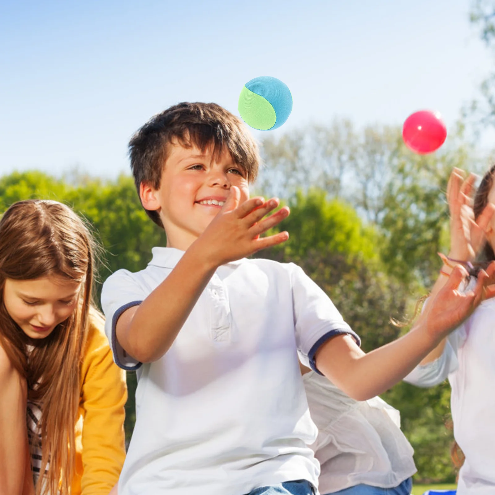 ลูกบอลเด้งดึ๋ง 2 ลูก ทำจากยาง TPR สำหรับเด็ก คลายเครียด เล่นสนุกในงานปาร์ตี้ริมสระน้ำ ชายหาด กีฬากระโดดเล่นเกม