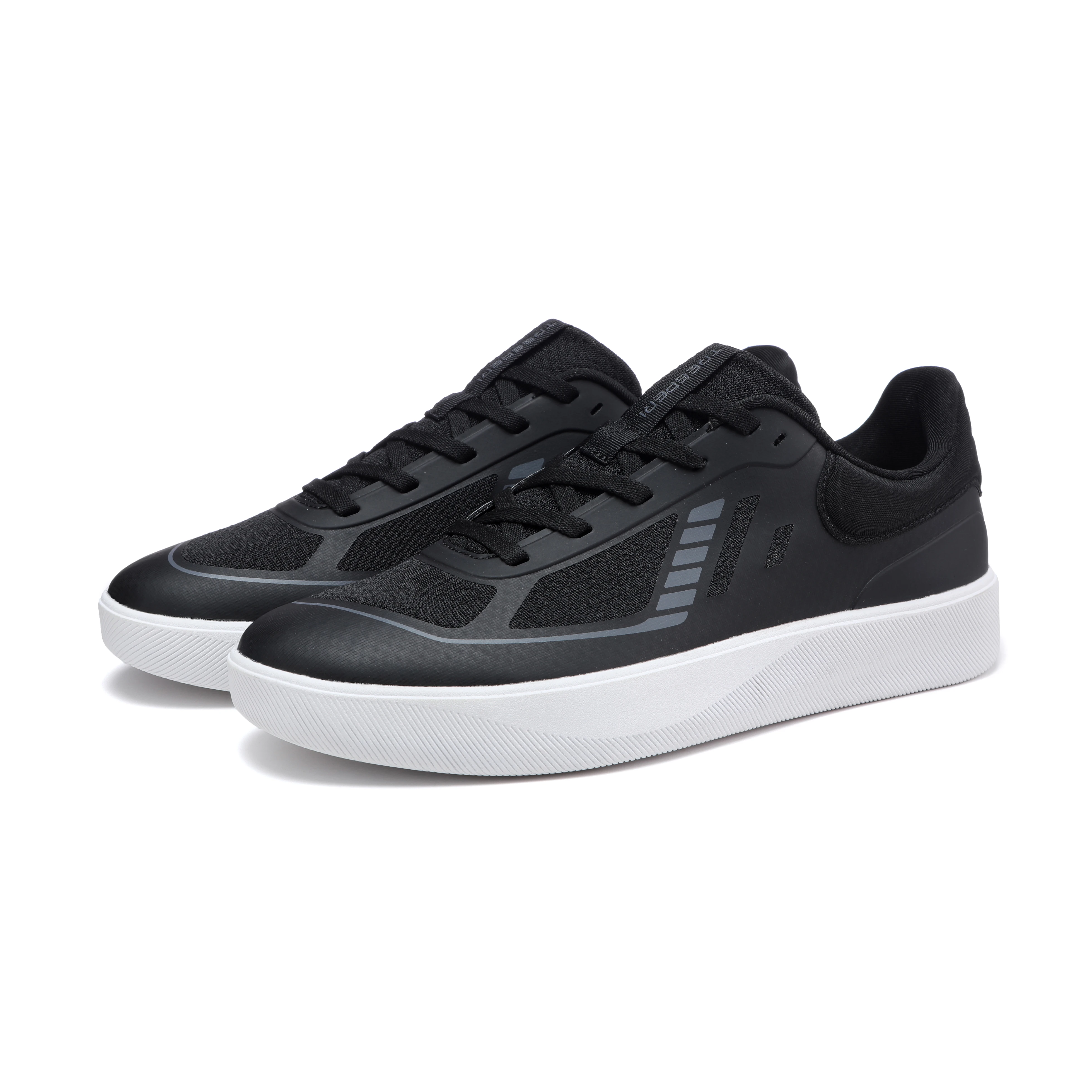 

2026 New Versatile Retro Platform Skate Shoes: Unisex Couples All-Season Streetwear Retro Breathable Soft-Soled