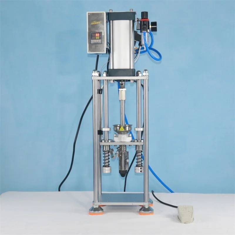 Vertical gram injection molding machine sheet plastic machine wire plug impact proofing experimental particles 30 small