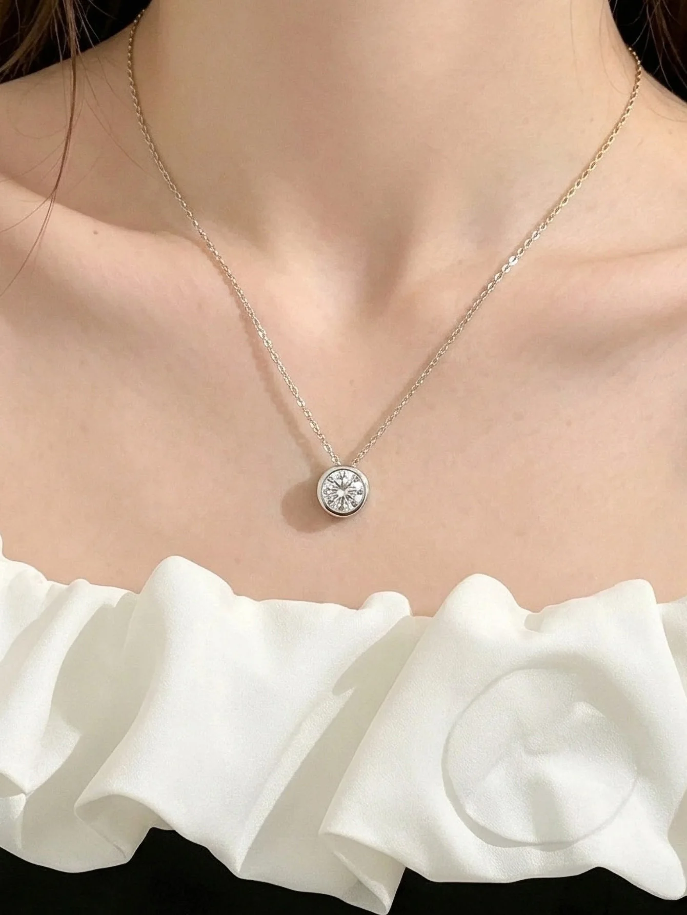 Sparkling 4CT Cubic Zirconia Bubble Pendant Necklace for Women Shiny Round CZ Stone Charm Neck Jewelry for Daily Party