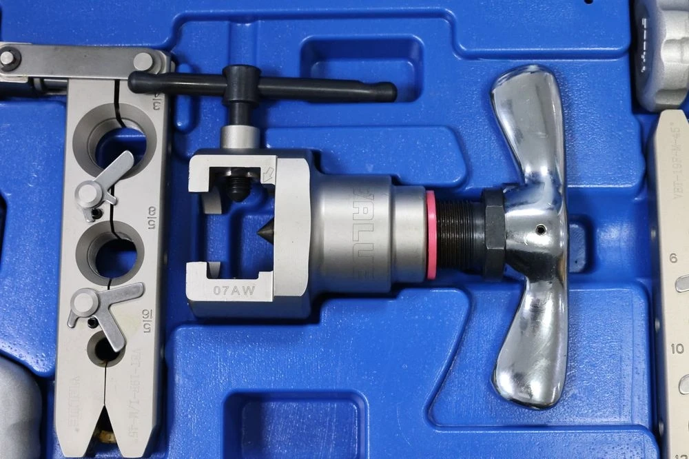 All-in-One Flaring Tool Kit VFT-808C-MIS with Case, for High-Pressure R410A & R32 Systems
