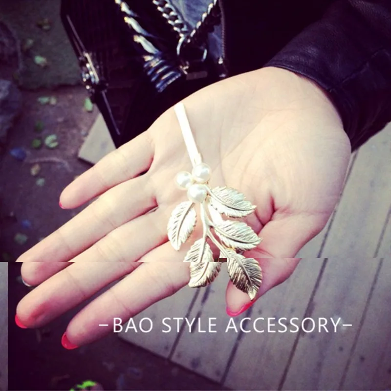 Fresh Wind Sen Department Of Pearl Flower Four Small Hairpin Side Folder Retro Golden Leaf Leaves Hairpin Side Folder
