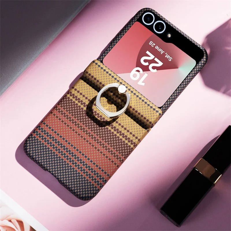 Etui z teksturą włókna węglowego z pierścieniem Magsafe i osłoną zawiasu do Samsung Galaxy Z Flip 8 7 6 5 4 3, folia ochronna na ekran, kompatybilne z ładowaniem bezprzewodowym. — zdjęcie produktu 2