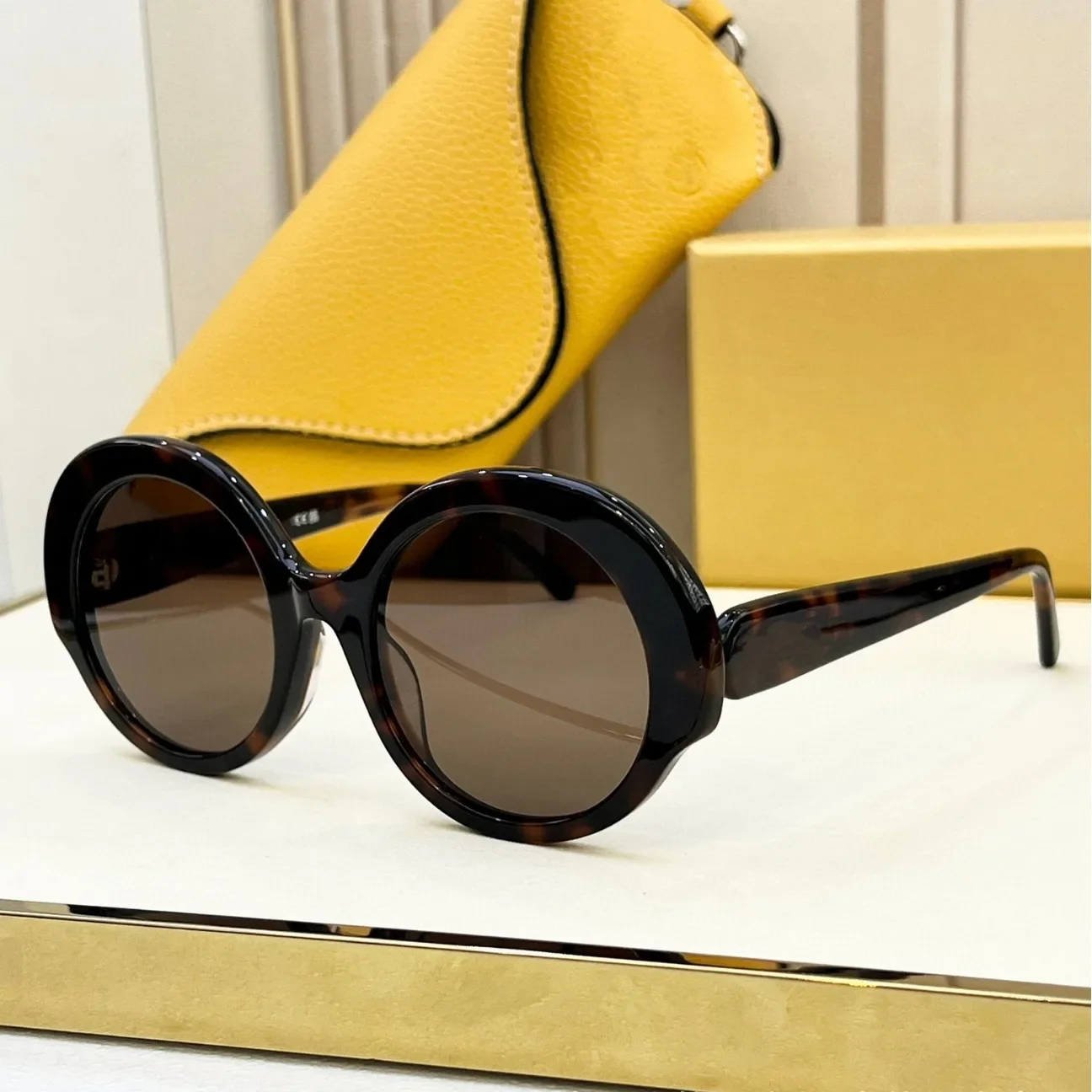 

Original frame limited joint sunscreen Designer LOE premium plate round sunglasses sunglasses men's and women's fashion LW40135F