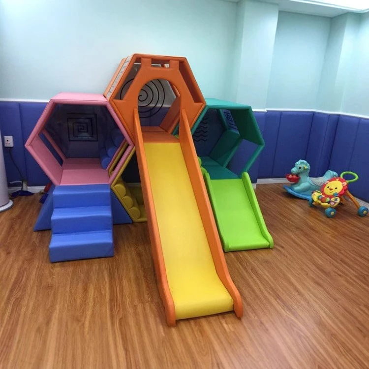 Slide de bloco de construção macio.