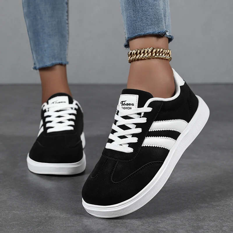 Moipheng Women Shoes Versatile Lightweight Breathable Casual Sports Board Shoes Ladies Soft Soled Anti Slip Platform Sneakers_voghion.com