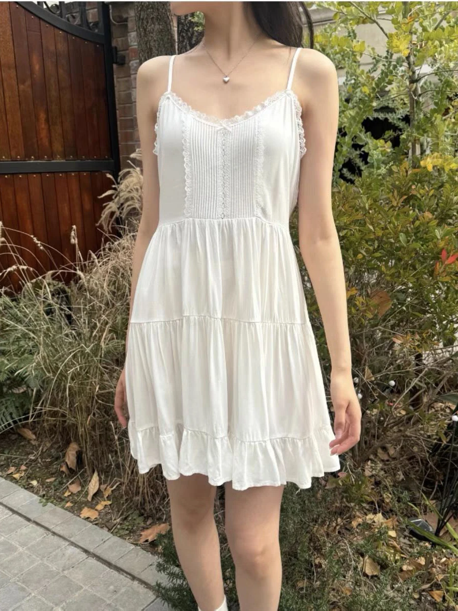 Spitze Trim Zurück Lace-up Mini Kleid Frauen Sommer Bogen V-ausschnitt Schlank A-linie Kurze Vestidos Süße Casual Adrette camis Kleider Neue