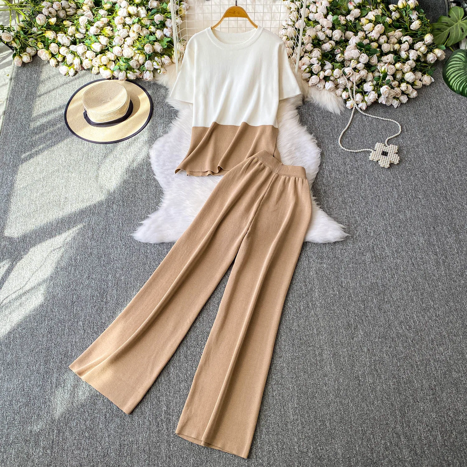 

2025 Fashion Knitted Women's Pant Set Split Color Block O-Neck Short Sleeve T-shirt Top + Casual Wide Leg Trousers 2-piece Set