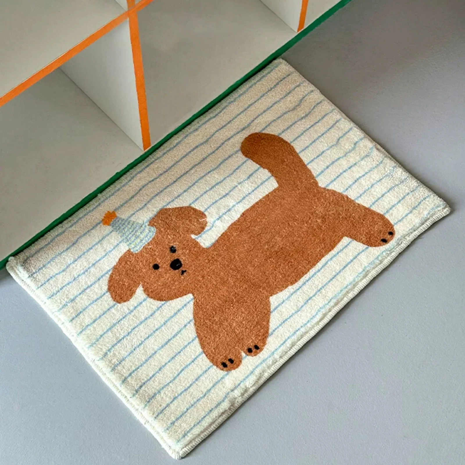 【セール中】ストライプ子犬プリントショートフリースバスルーム滑り止めマット、かわいいスタイルのドアマット、屋内用の小さなカーペット