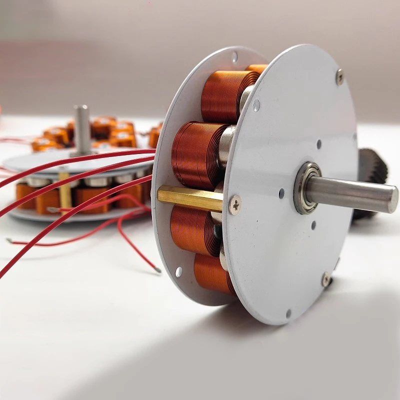

Mini Disc Iron Core Generator 50W 24V Strong Magnetic Low Speed Multi-pole Three-phase Ac Generator 100-650rpm 85mm*25mm