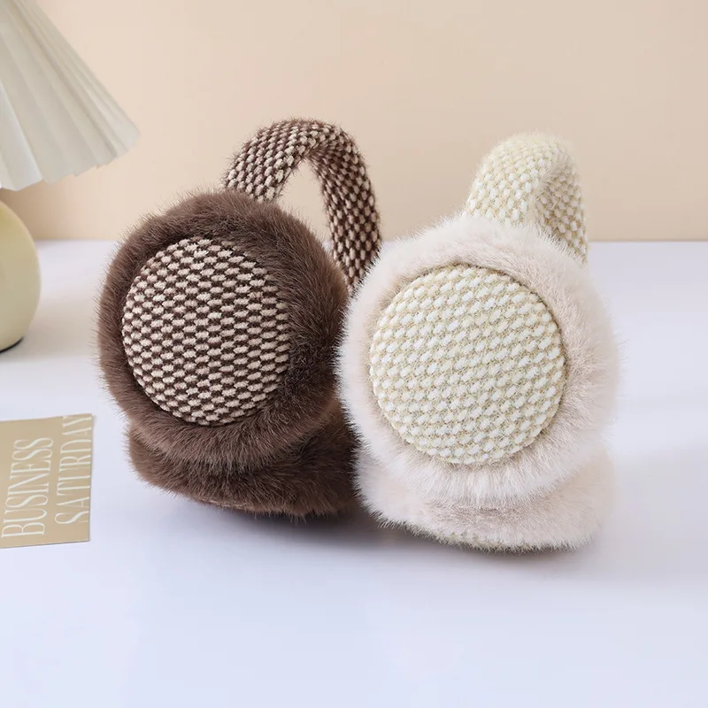 Knitted Plush Earmuffs for Women, Winter Warm Ear Protectors with Pineapple Pattern, Plush Edge, Foldable Head-Worn Ear Covers for Daily Use, Shopping, Outdoor Travel, and Frost Protection