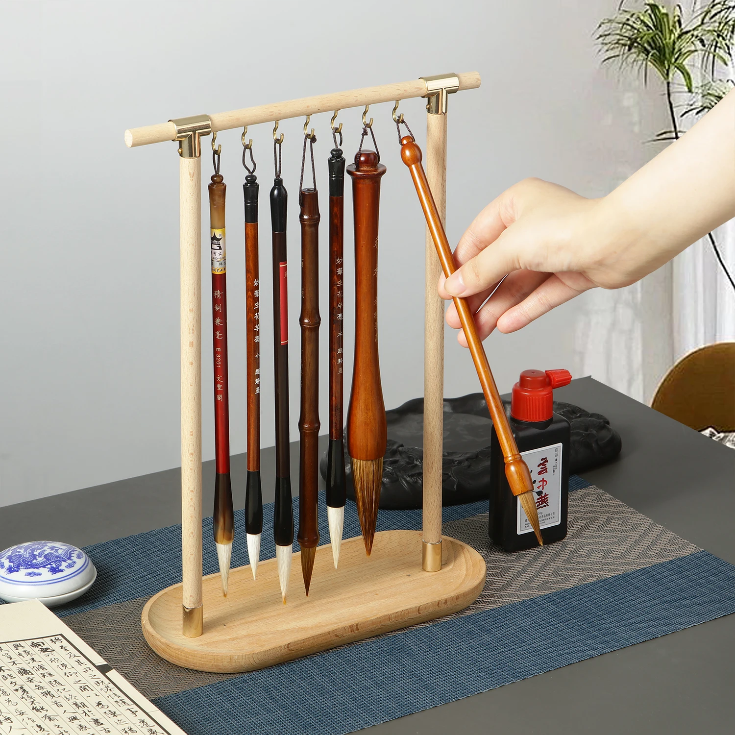 Wood Chinese Brush Pen Holder with Beechwood Base Calligraphy Rest Ink Hanger 7 Hooks Writing Brush Holder School Stationery