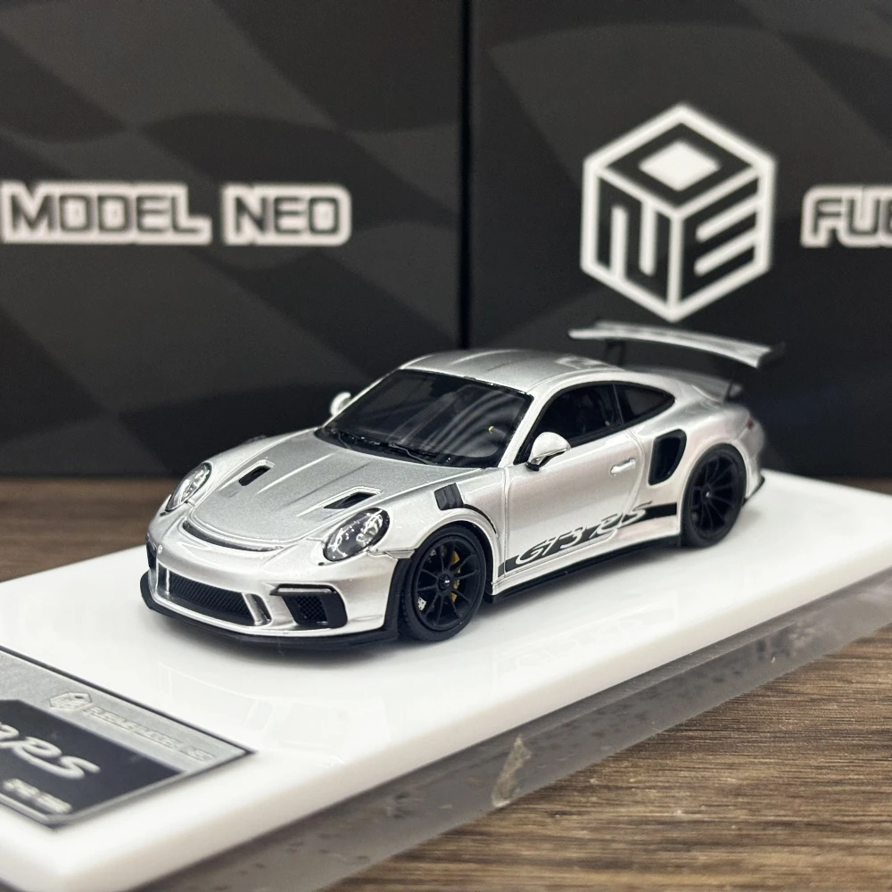 Fuelme 1/64 911 992 GT3 RS GT Silver Color Resin Model Car