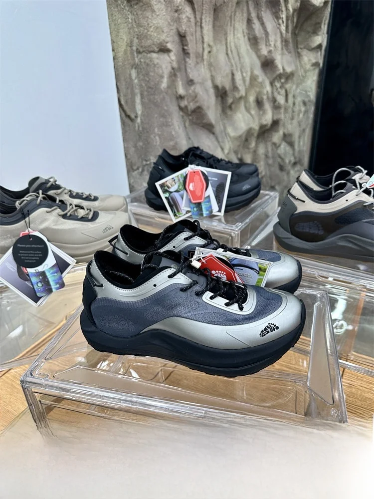 All-Terrain Cow Shoes Full Pressure Glue Shoe Surface Strong Grip Anti-Slip Outdoor Sports Men's Casual Shoes Comfortable Spr...