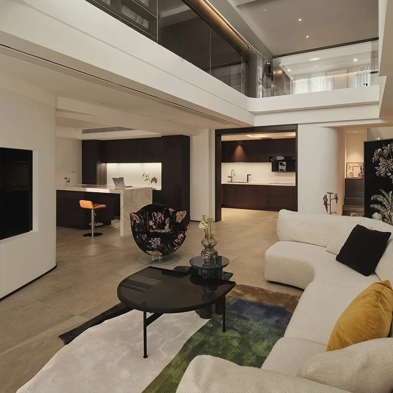 Irregular wool carpetTools and supplies