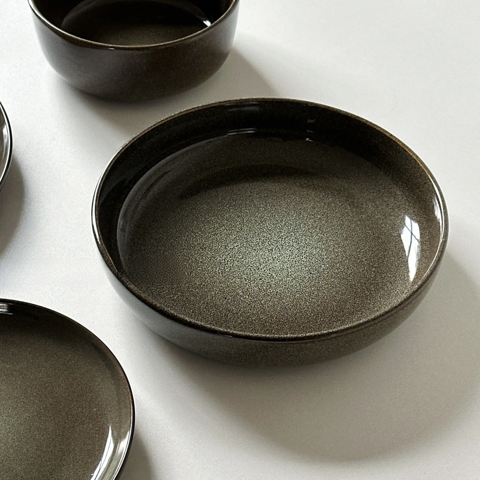 

Набор посуды Mr. White Peach Vintage Cerc: глубокие тарелки, большие тарелки, японская посуда с подглазурной росписью