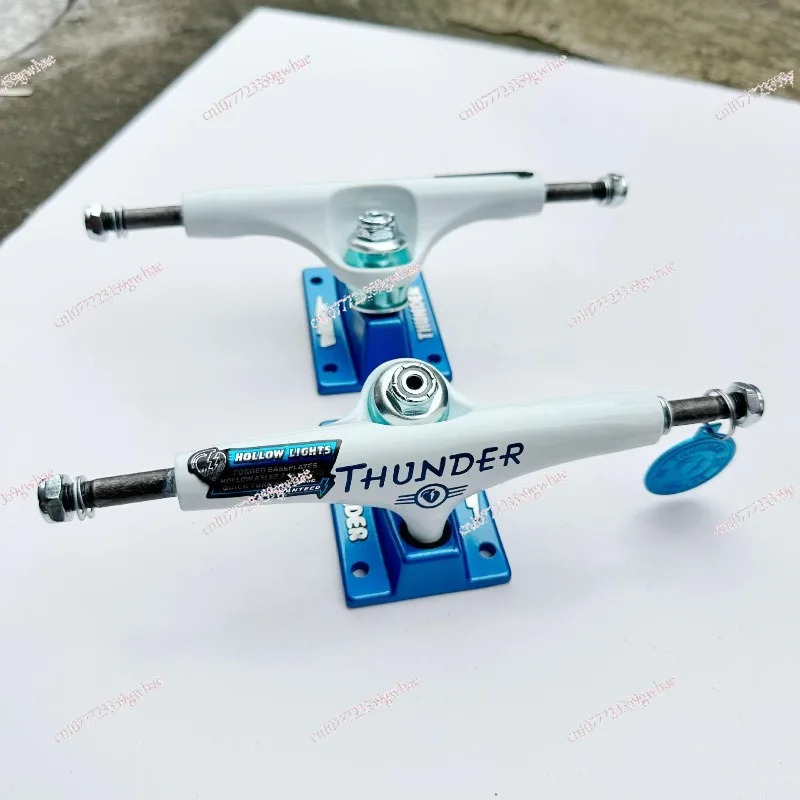 

High-end aluminum-titanium alloy skateboard double hollow bracket bridge