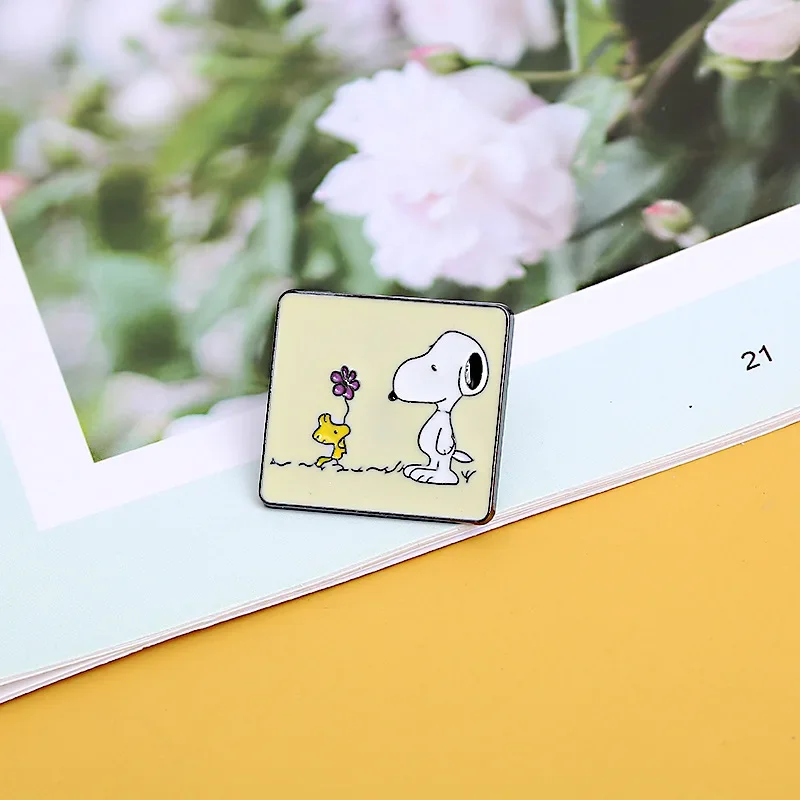 Snoopy Brooch Cartoon Japanese Badges Cute Lapel Badges for Backpacks Briefcase Anime Metal Pin for Clothes Accessories Jewelry