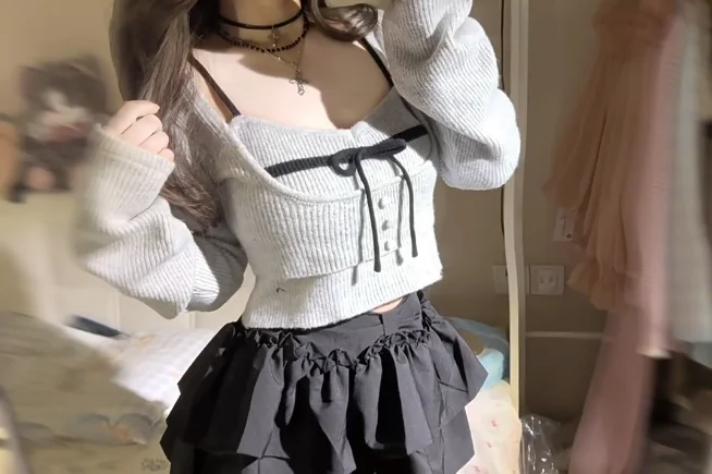 

Autumn Winter New Japanese Pure Desire Bowknot Strap Sweater + Lantern Long Sleeve Blouse Sweet Girls Versatile Two-Piece Set