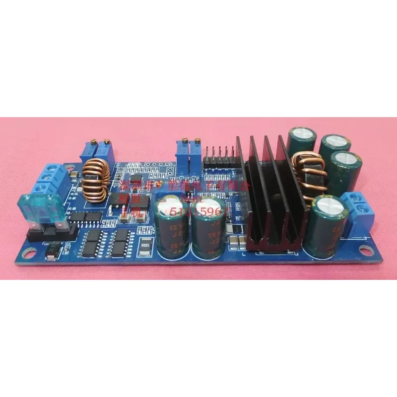 2025UPS-1228-12 تيار مستمر UPS وحدة الطاقة إمدادات الطاقة غير المنقطعة التحكم في الوصول إلى الكمبيوتر التحكم الصناعي تيار مستمر احتياطية التيار الكهربائي