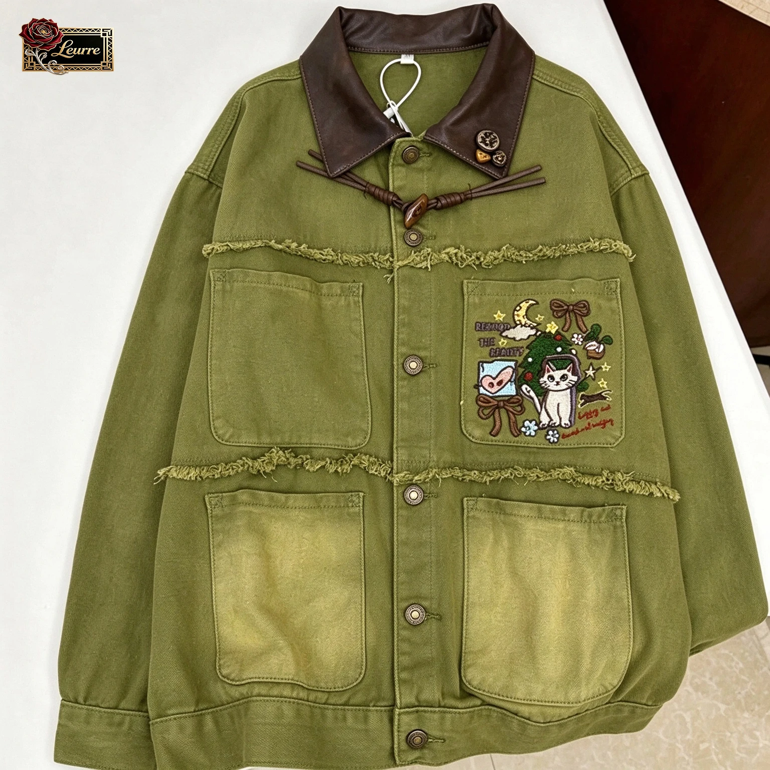Vintage Denim Jacket Women Frayed Raw Edge Leather Collar Frog Buttons Cartoon Cat Embroidery Pocket Unique Trendy Outerwear