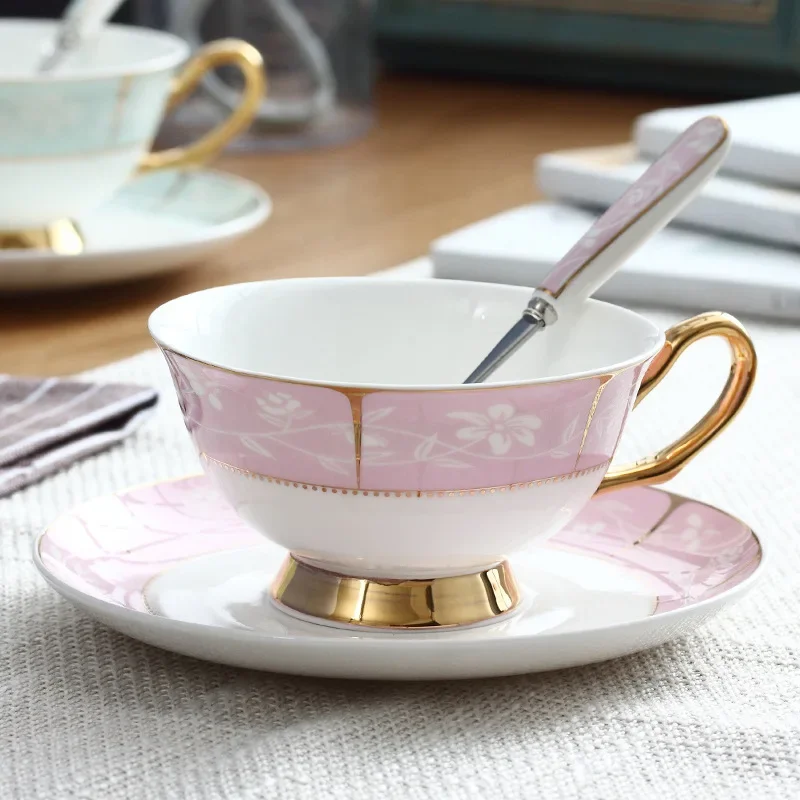 LingAo-European Creative Gold Rim Bone China Coffee Cup with Cup Holder
