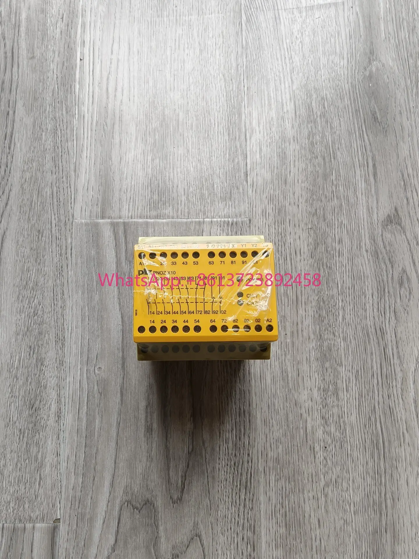 

PNOZ x10 774709 Pilz brand new original genuine relay